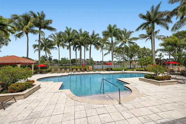 4280 San Marino Blvd 201, West Palm Beach, FL 33409