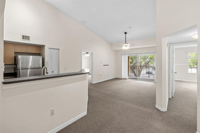 4280 San Marino Blvd 201, West Palm Beach, FL 33409