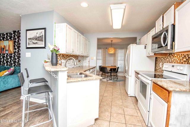 1219 Emerald Forest Lane, Powell, TN 37849