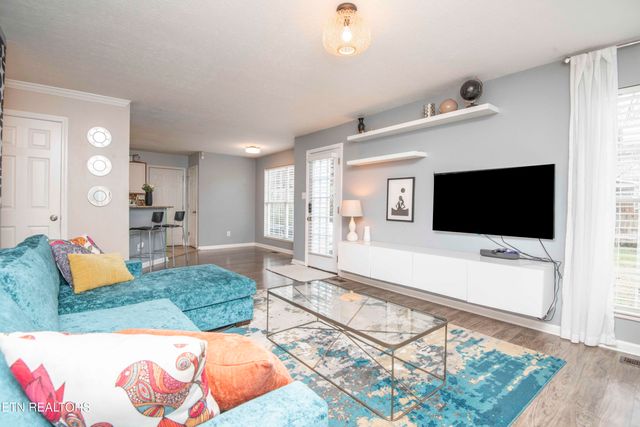 1219 Emerald Forest Lane, Powell, TN 37849