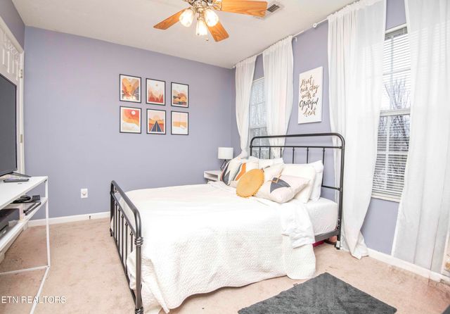 1219 Emerald Forest Lane, Powell, TN 37849