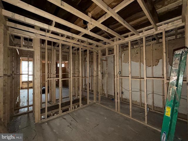 1806 BRADDISH AVE, Baltimore, MD 21216