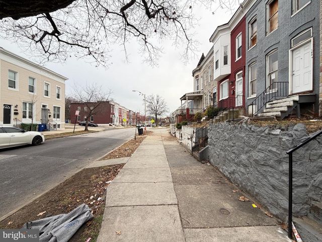 1806 BRADDISH AVE, Baltimore, MD 21216
