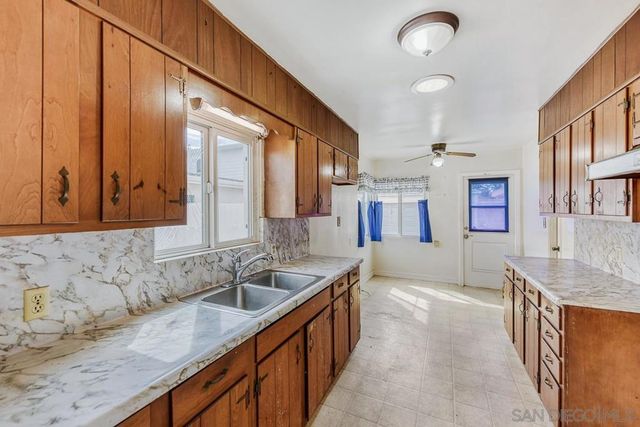 4030 PROMONTORY ST, San Diego, CA 92109