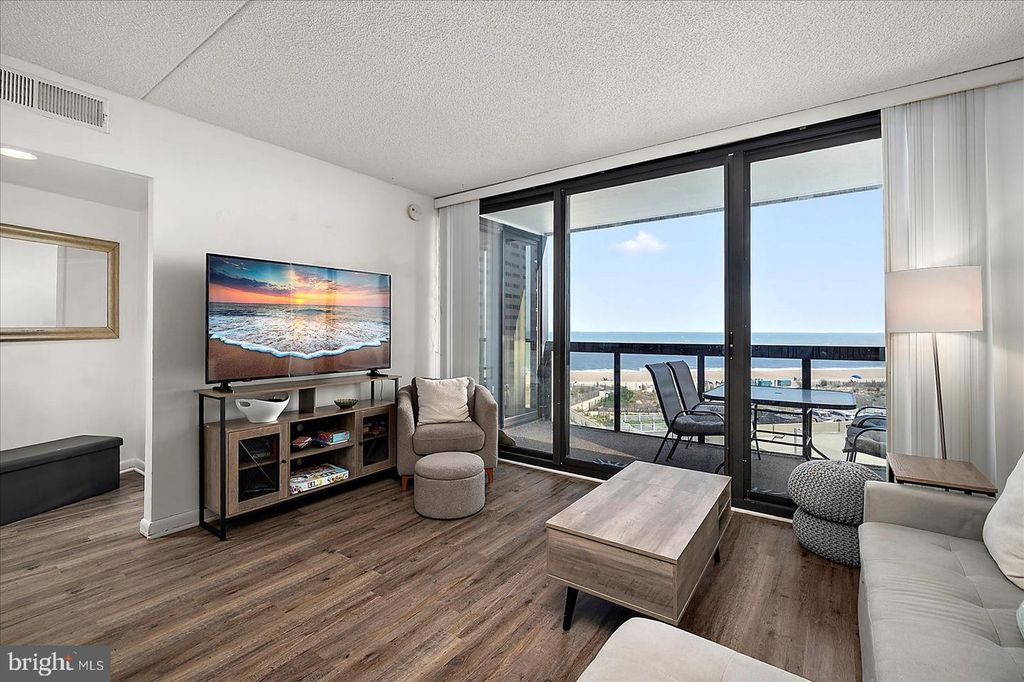 Image 37 of property listing at 10900 COASTAL HWY #316, Ocean City, MD 21842