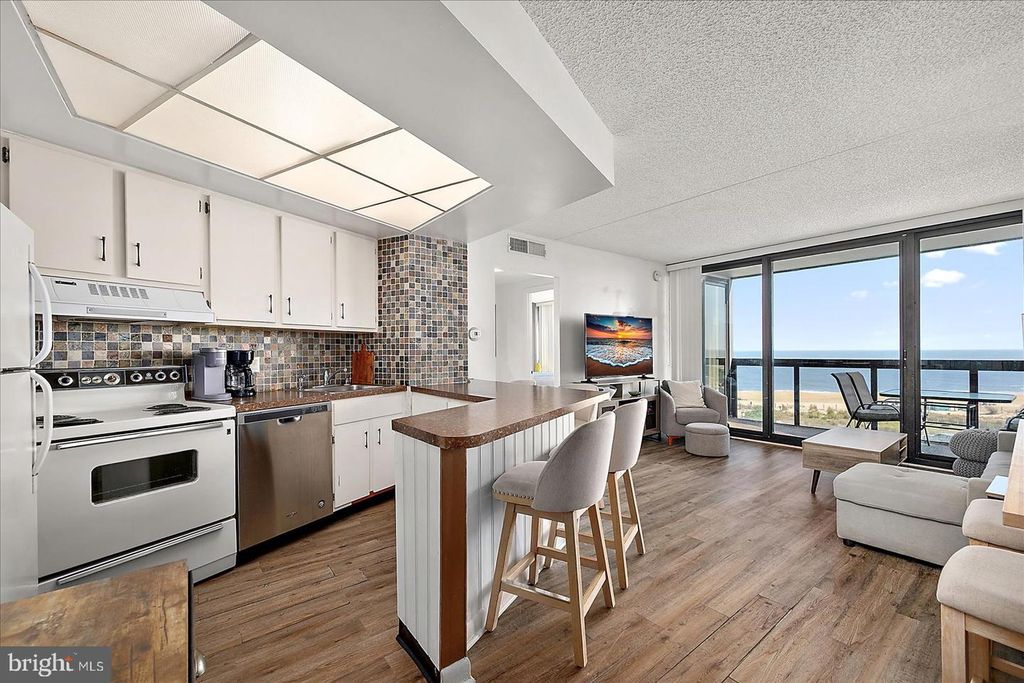 Image 42 of property listing at 10900 COASTAL HWY #316, Ocean City, MD 21842