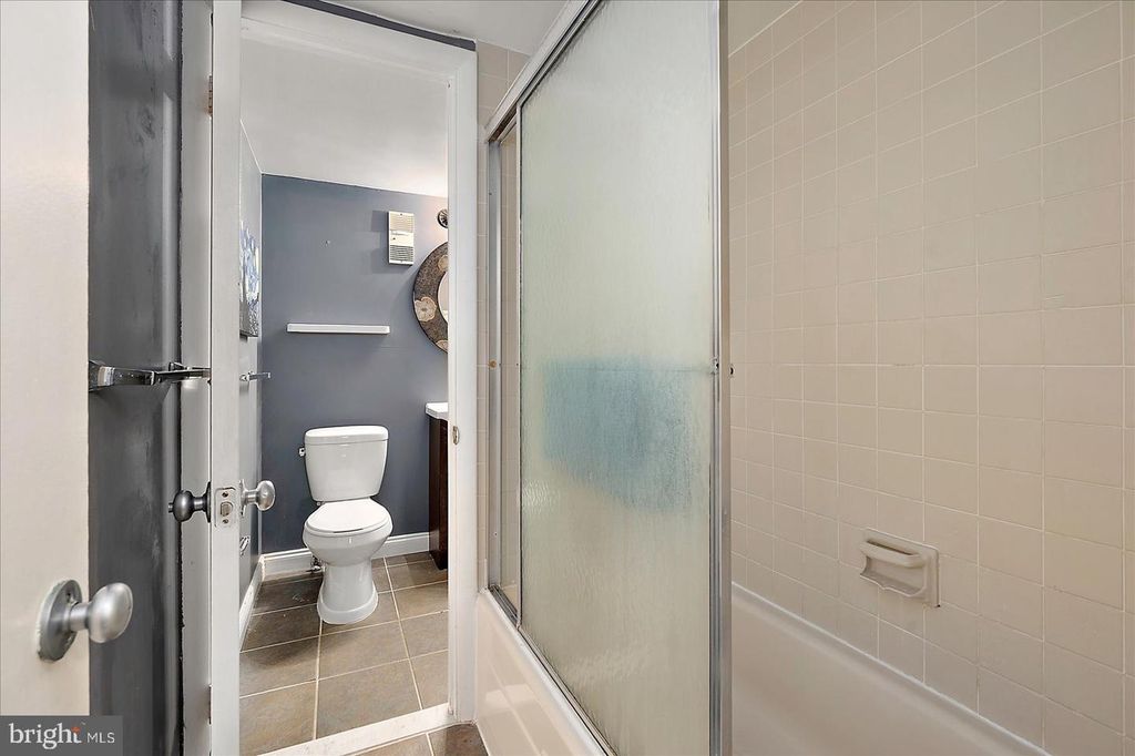 Image 7 of property listing at 10900 COASTAL HWY #316, Ocean City, MD 21842