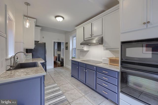 353 E ORANGE, Lancaster, PA 17602