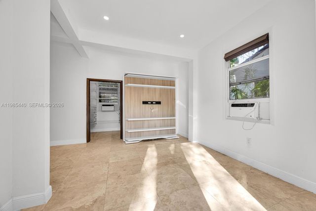 517 Minorca Ave, Coral Gables, FL 33134