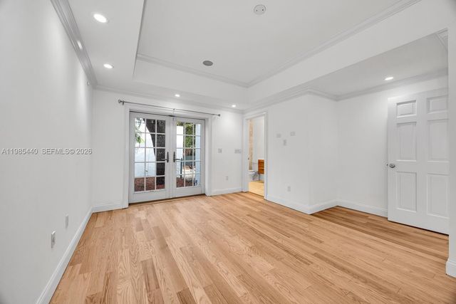 517 Minorca Ave, Coral Gables, FL 33134