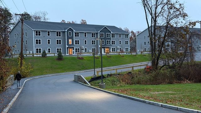 251 Sladen Street 105, Dracut, MA 01826