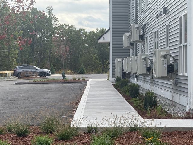 251 Sladen Street 105, Dracut, MA 01826