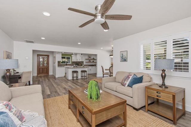 5115 Meckel Way, Sacramento, CA 95841