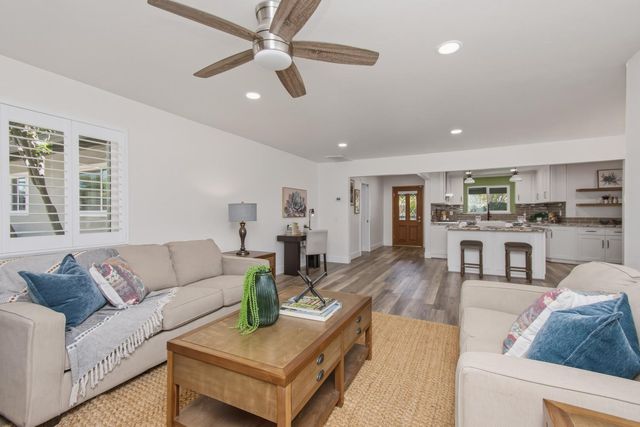 5115 Meckel Way, Sacramento, CA 95841