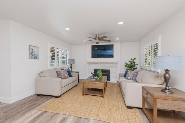 5115 Meckel Way, Sacramento, CA 95841