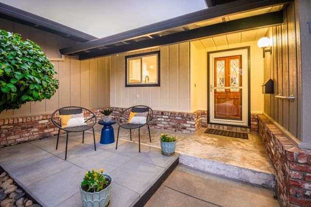 5115 Meckel Way, Sacramento, CA 95841
