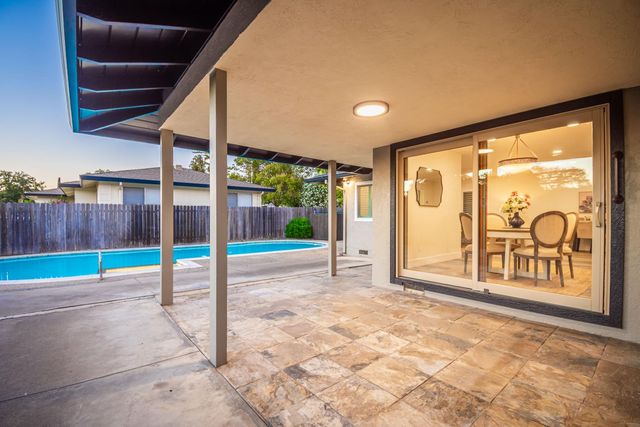 5115 Meckel Way, Sacramento, CA 95841
