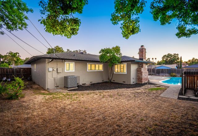 5115 Meckel Way, Sacramento, CA 95841