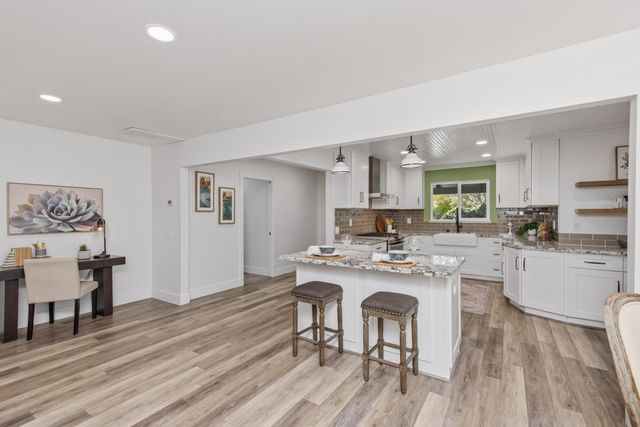 5115 Meckel Way, Sacramento, CA 95841
