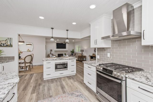 5115 Meckel Way, Sacramento, CA 95841