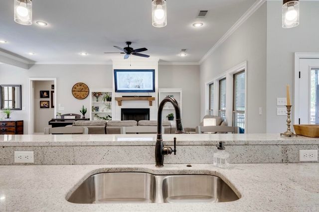 24 Johnny Drive, Greenbrier, AR 72058