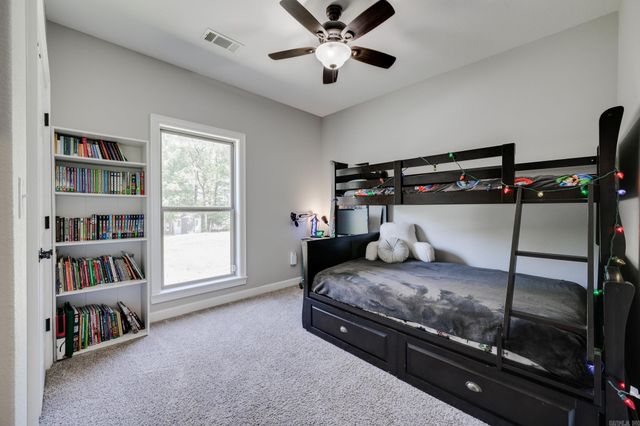 24 Johnny Drive, Greenbrier, AR 72058
