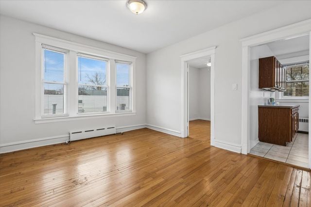 5414 N Broadway Street 2, Chicago, IL 60640