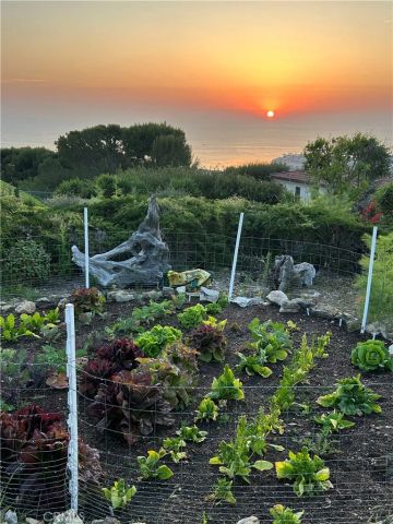 7117 Avenida Altisima, Rancho Palos Verdes, CA 90275