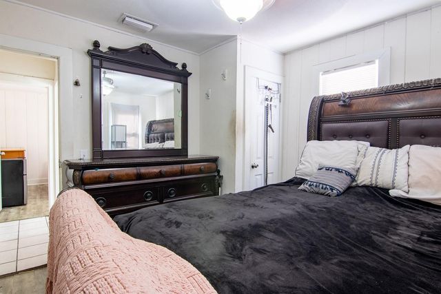 620 N EAST AVENUE, Sarasota, FL 34237