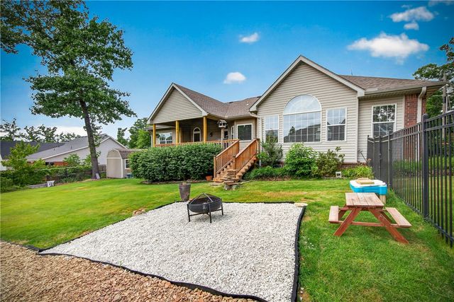23 Harborough Drive, Bella Vista, AR 72714