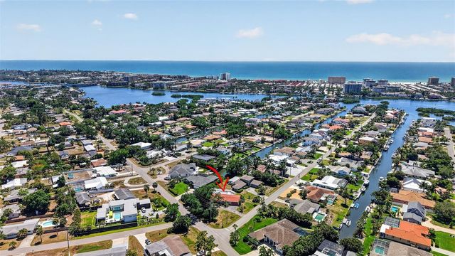 6100 HOLLYWOOD BOULEVARD, Sarasota, FL 34231