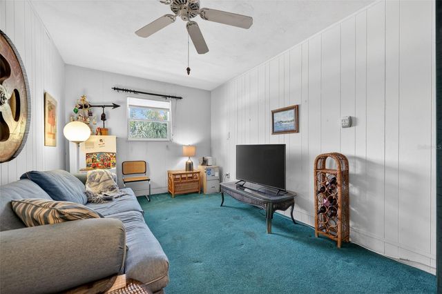 6100 HOLLYWOOD BOULEVARD, Sarasota, FL 34231