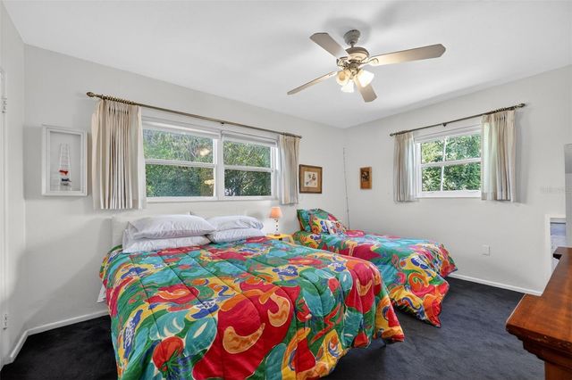 6100 HOLLYWOOD BOULEVARD, Sarasota, FL 34231