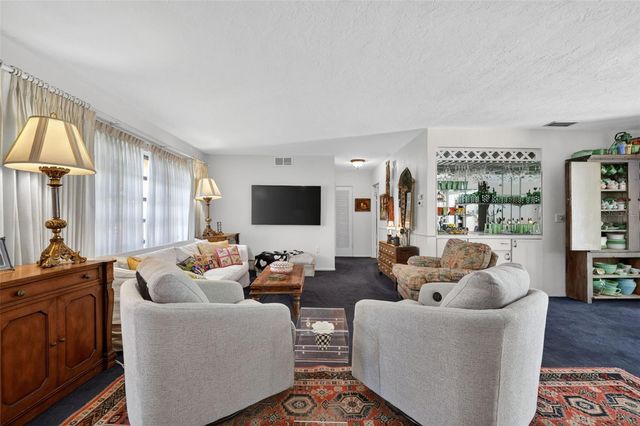 6100 HOLLYWOOD BOULEVARD, Sarasota, FL 34231