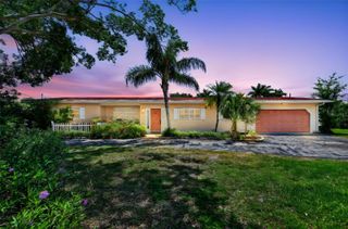 6100 HOLLYWOOD BOULEVARD, Sarasota, FL 34231