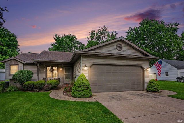 329 Bristol Avenue, Middlebury, IN 46540