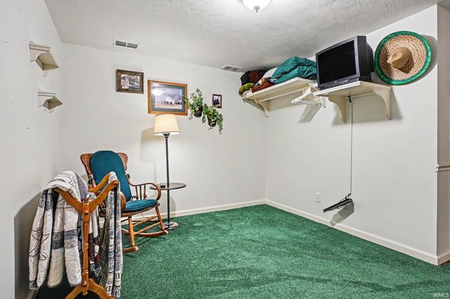 329 Bristol Avenue, Middlebury, IN 46540