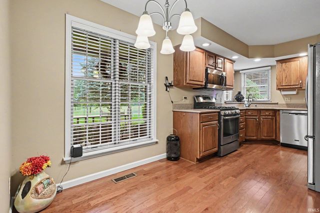 329 Bristol Avenue, Middlebury, IN 46540