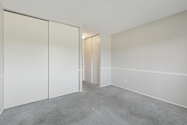 401 E Burnsville Parkway 106, Burnsville, MN 55337