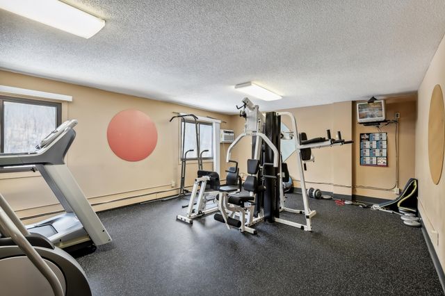 401 E Burnsville Parkway 106, Burnsville, MN 55337