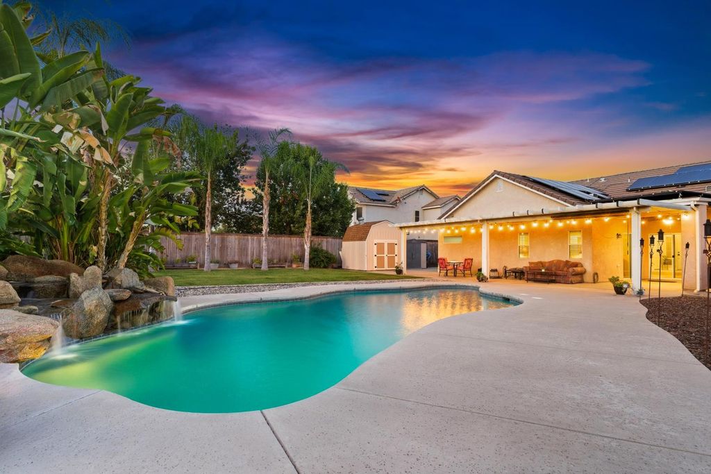 Image 2 of property listing at 150 N Anderson Avenue, Clovis, CA 93612