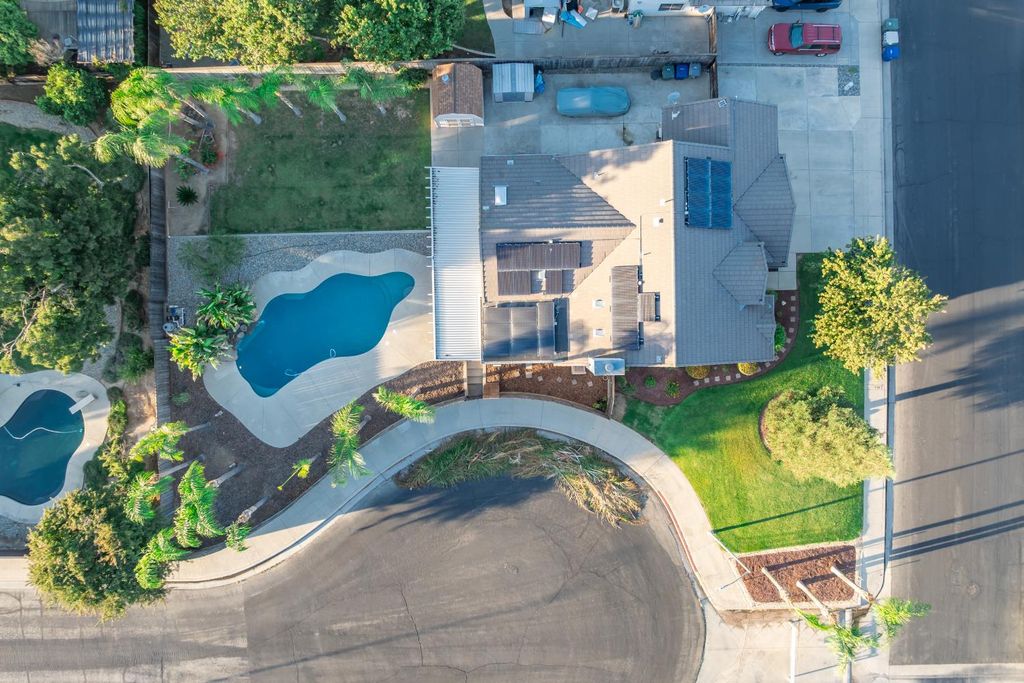 Image 6 of property listing at 150 N Anderson Avenue, Clovis, CA 93612