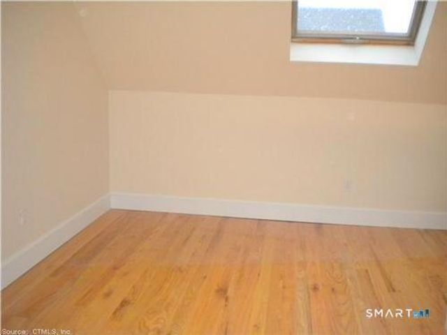 118 Lawrence Street 3, New Haven, CT 06511