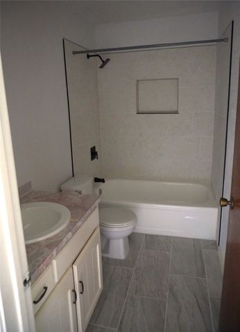 300 Coury Road, Everman, TX 76140