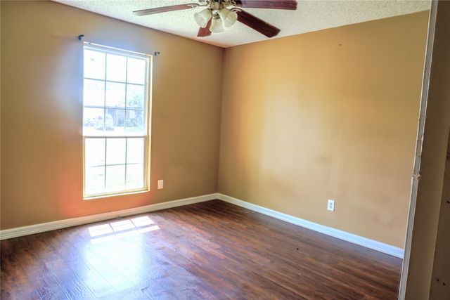 300 Coury Road, Everman, TX 76140