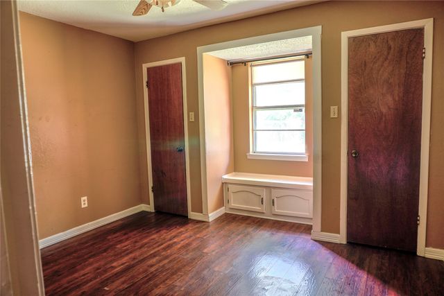 300 Coury Road, Everman, TX 76140