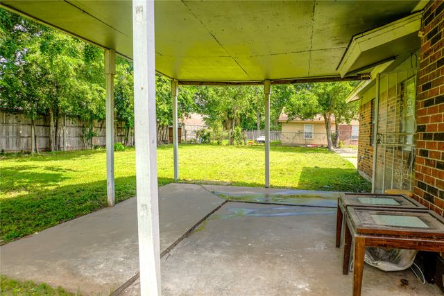 300 Coury Road, Everman, TX 76140