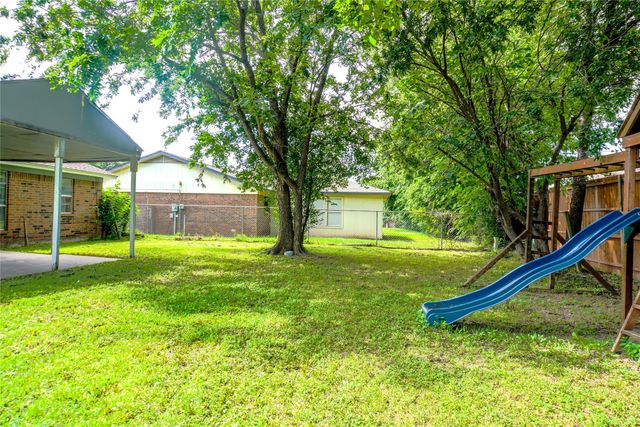 300 Coury Road, Everman, TX 76140