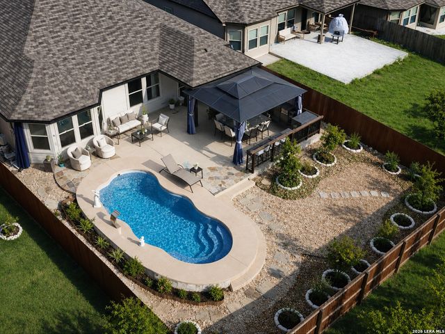 10242 Juniper Oaks, Boerne, TX 78006