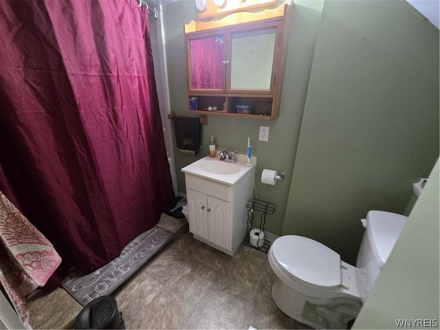 12376 Maple Ridge Road, Shelby, NY 14103